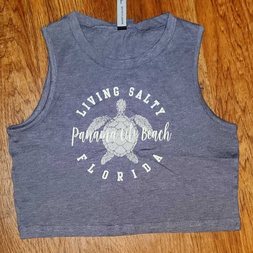 Grey crop tank fits small